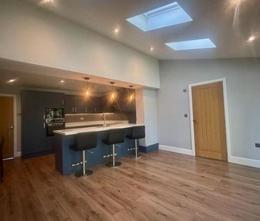 3 bedroom semi-detached house to rent - Photo 4