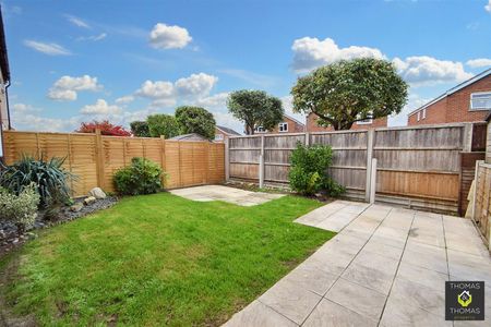 Lanham Gardens, Quedgeley - Photo 5