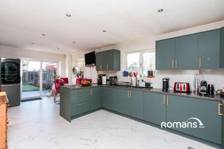 Blenheim Road, Old Basing, Basingstoke, Hampshire, RG24 - Photo 5