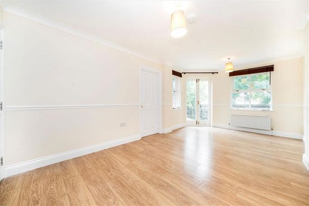 5 bedroom terraced house to rent - Photo 1