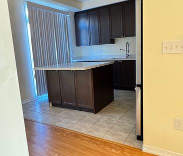 For Lease - 16 Quarrie Lane, Ajax, Ontario - Photo 6