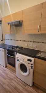 1 Bed Flat, Brownhill Road, SE6 - Photo 3