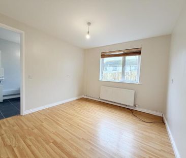 6 Meadow Close, Ballywalter, Newtownards, BT22 2NS - Photo 5