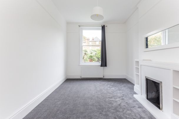 3 bedroom flat to rent - Photo 1