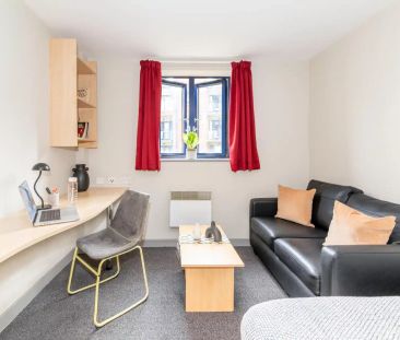 Standard Studio - Photo 1