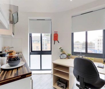 Studio to rent - Photo 6