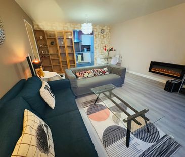 2 Bed Penthouse, Skyline, B1 - Photo 4