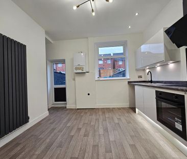 3 bedroom terraced house to rent - Photo 5