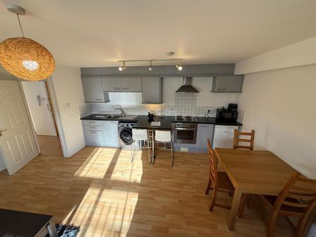 2 bedroom apartment to rent - Photo 5