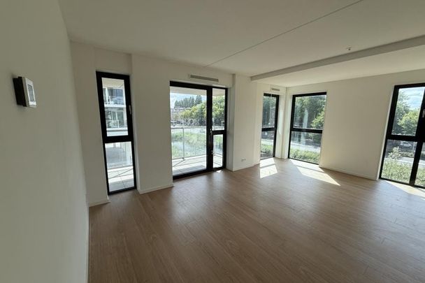 Appartement te huur: Haarlemmerweg 776 1014 BL Amsterdam - Photo 1