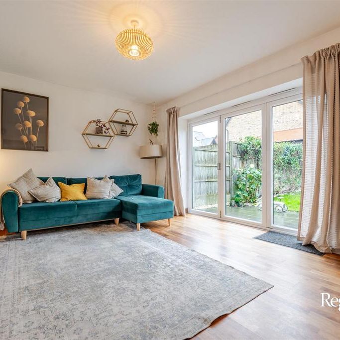 3 bedroom detached house to rent - Photo 1