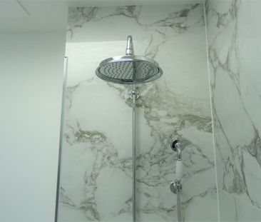 Großzügige 2-Raum Whg. mit Dachterrasse, EBK, 2 Bäder, Fubo-Heizung... - Foto 3