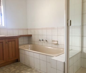 Family Home in Handy Locale - Photo 5