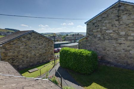 2 bedroom flat to rent - Photo 3