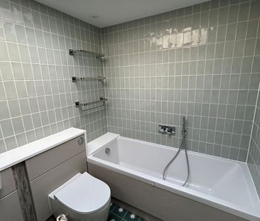 2 Bed Semi-Detached House, Alma Vale Road, BS8 - Photo 4