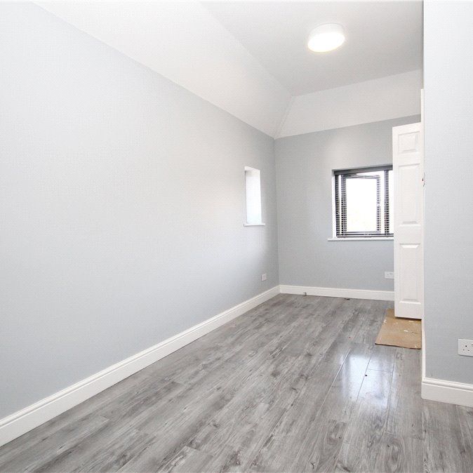 Greenford Road, Greenford, UB6 8QU - Photo 1