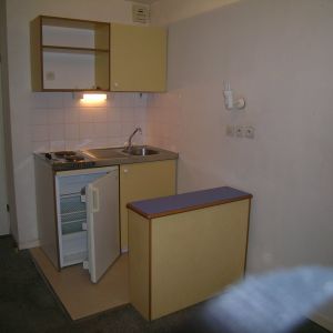 Location Appartement 1 pièce 19m² CAEN 14000 - Photo 2