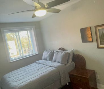 For Lease - 2128 Ghent Avenue Unit# 4, Burlington, Ontario - Photo 5