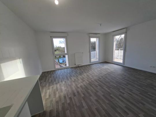 Location appartement T3 65.86m² à Savigny-Le-Temple (77176) - Photo 1