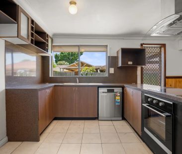 Four bedroom home with workshop, patio & side access. - Photo 1