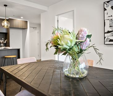 Contemporary living in the heart of Woden - Photo 5