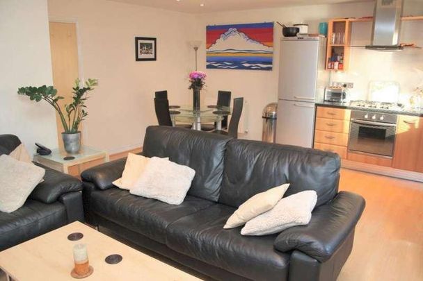 Newcastle Street, Hulme, Manchester, M15 - Photo 1