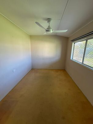 20 Sydney Street, Kepnock QLD 4670 - House For Rent - $550 | Domain - Photo 1