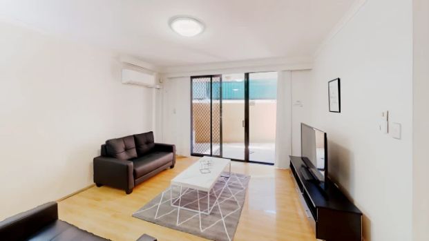 2-26 Wattle Cres, Sydney - Photo 1