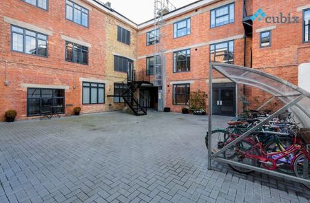 1 Bed Flat, St James's Road, SE1 - Photo 3