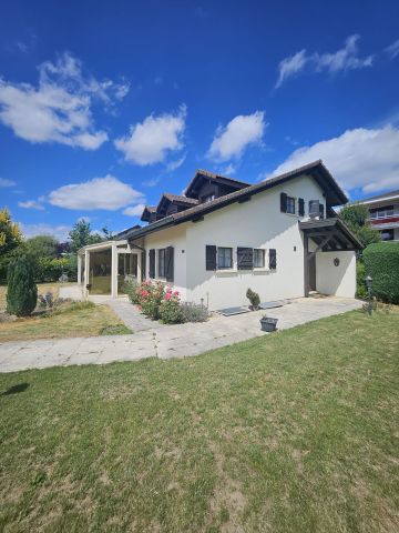 Magnifique maison 4.5 pièces avec jardin et grands volumes - Photo 2