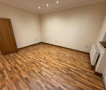 4 bedroom detached house to rent - Photo 5