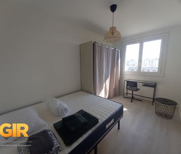 Location Appartement 1 pièce 65m² RENNES 35000 - Photo 2