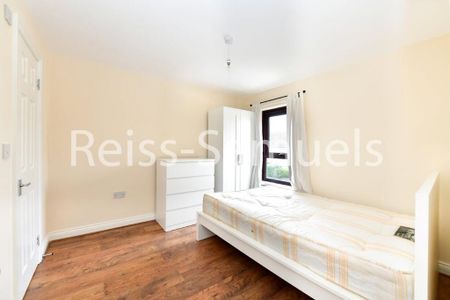 6 bedroom end of terrace house to rent - Photo 5