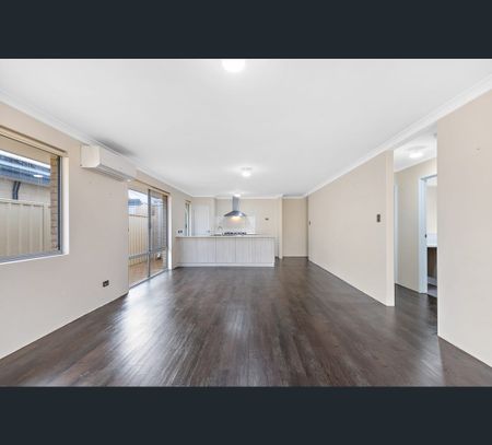 33 Birch Road, Aubin Grove, WA 6164 - Photo 3