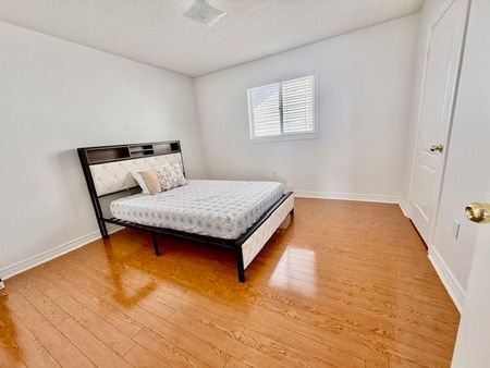 For Lease - 120 Boom Road, Vaughan, Ontario - Photo 2