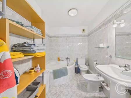 Location Appartement 2 pièces 37m² NICE 06300 - Photo 5