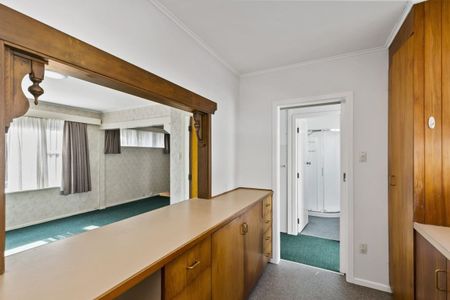 Charming 2-Bedroom Unit in Wellington, Brooklyn - Photo 3