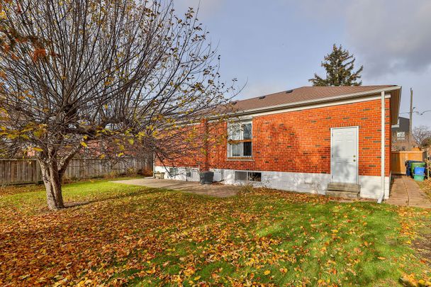 For Lease - 261 Epsom Downs Drive Unit# Main, Toronto, Ontario - Photo 1