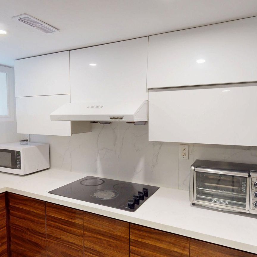 For Lease - 106 Wye Valley Road Unit# Bsmt, Toronto, Ontario - Photo 1