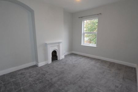 3 bedroom property to rent - Photo 3