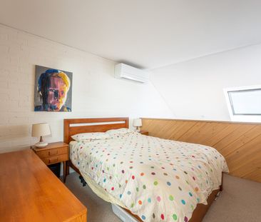 13 Thomson Street, Essendon VIC 3040 - Photo 6