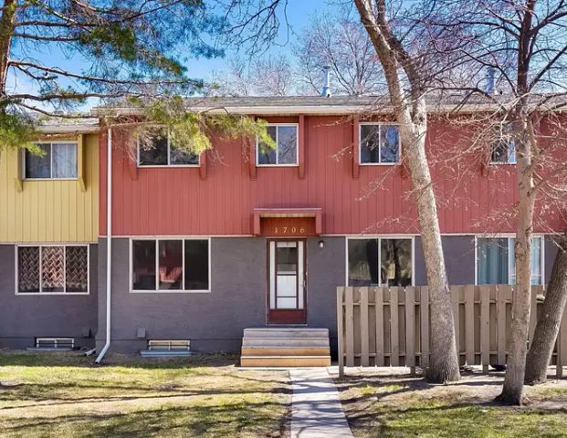 Greenwood Place | 1610 Dewdney Avenue, Regina - Photo 1