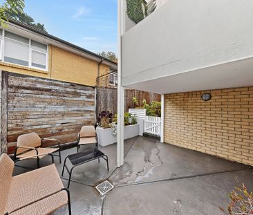 Versatility and Space in a Premium School Zoned Pocket - Photo 6