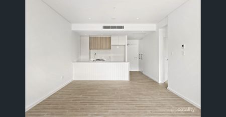 Stunning New Apartment in a Peaceful Bayside Setting - Photo 5