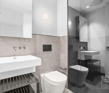 Fab Two Bedroom Apartment in Yarra One - Photo 2