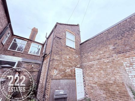 Lovely Lane - Warrington - WA5 - Photo 5