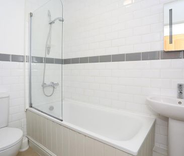 Studio to rent - Photo 6