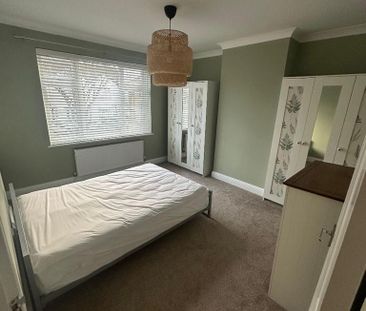 3 bedroom terraced house to rent - Photo 5