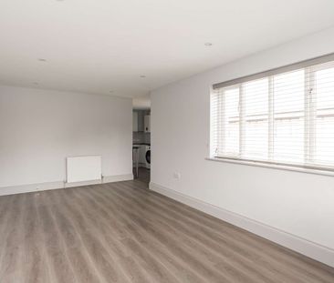 Alden Crescent, Headington, OX3 - Photo 1