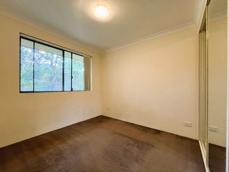 Spacious Two Bedroom Apartment ** Available Now ** - Photo 3